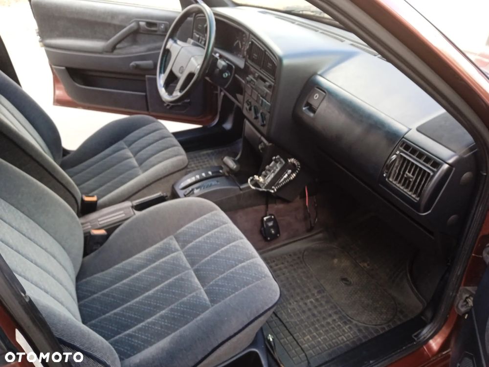 Volkswagen Passat 2.0 GL - 9