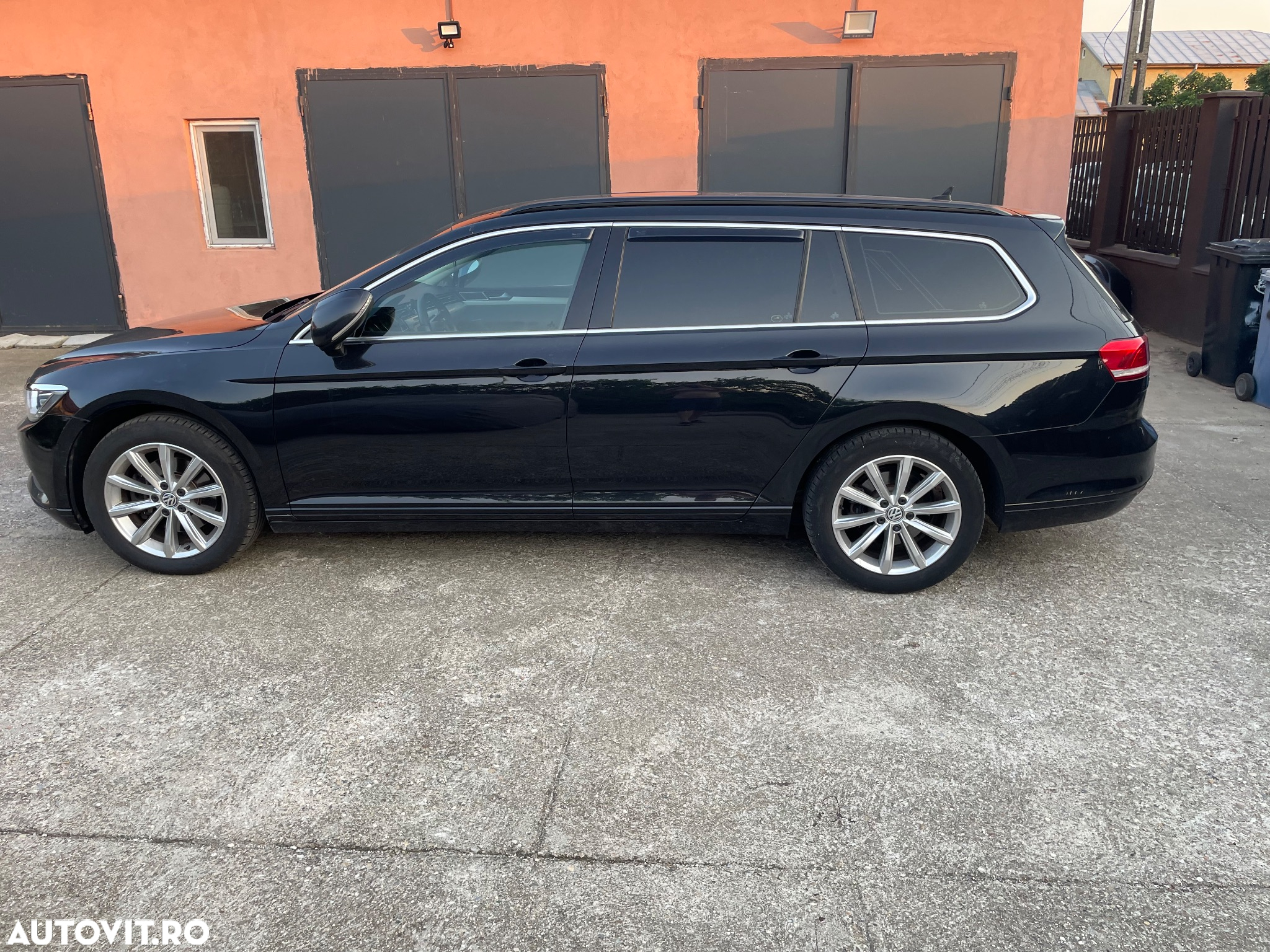 Volkswagen Passat 2.0 TDI DSG Comfortline - 8