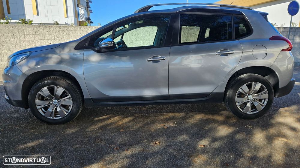 Peugeot 2008 1.2 PureTech Style - 2