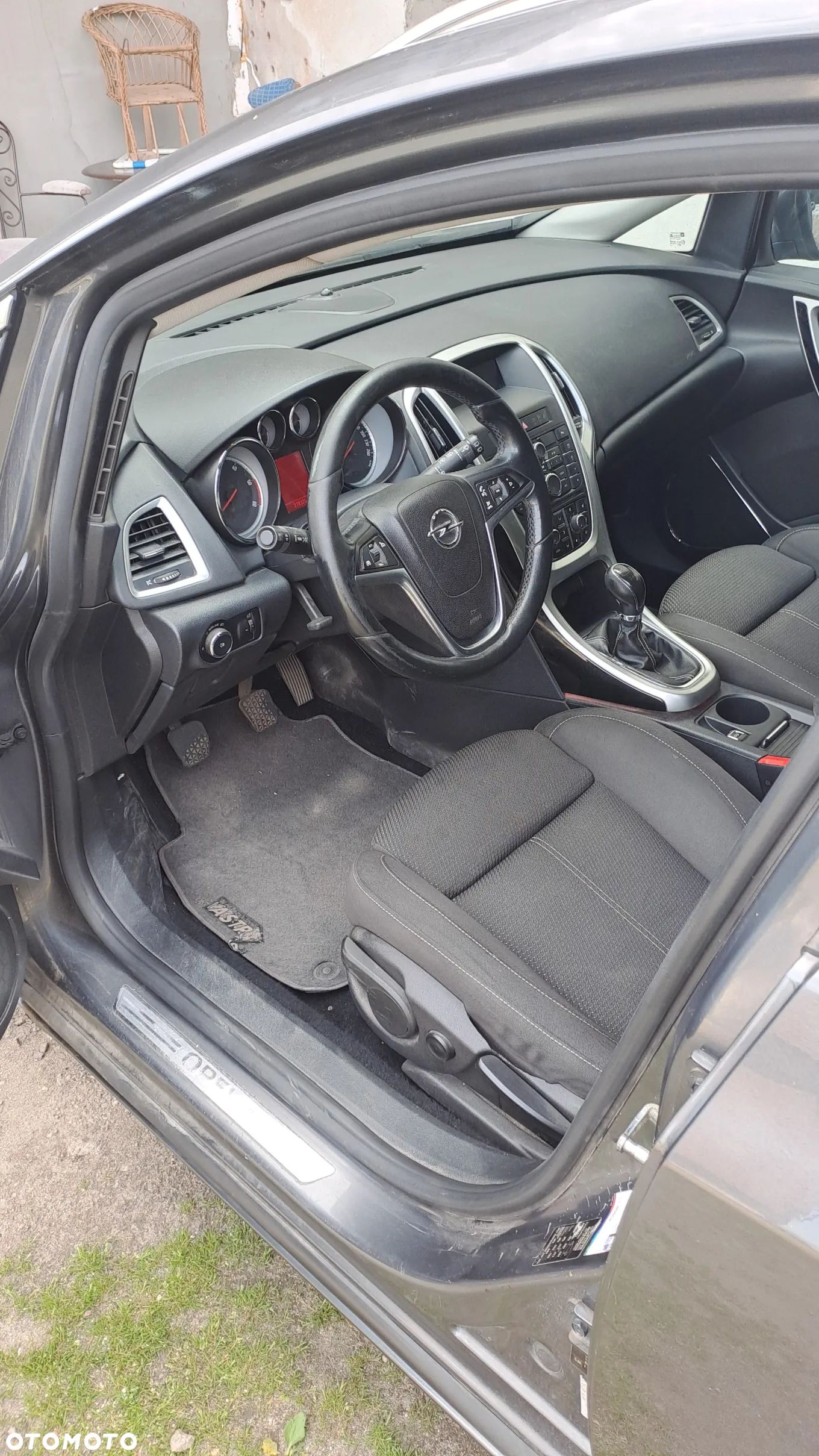 Opel Astra IV 2.0 CDTI Sport - 1