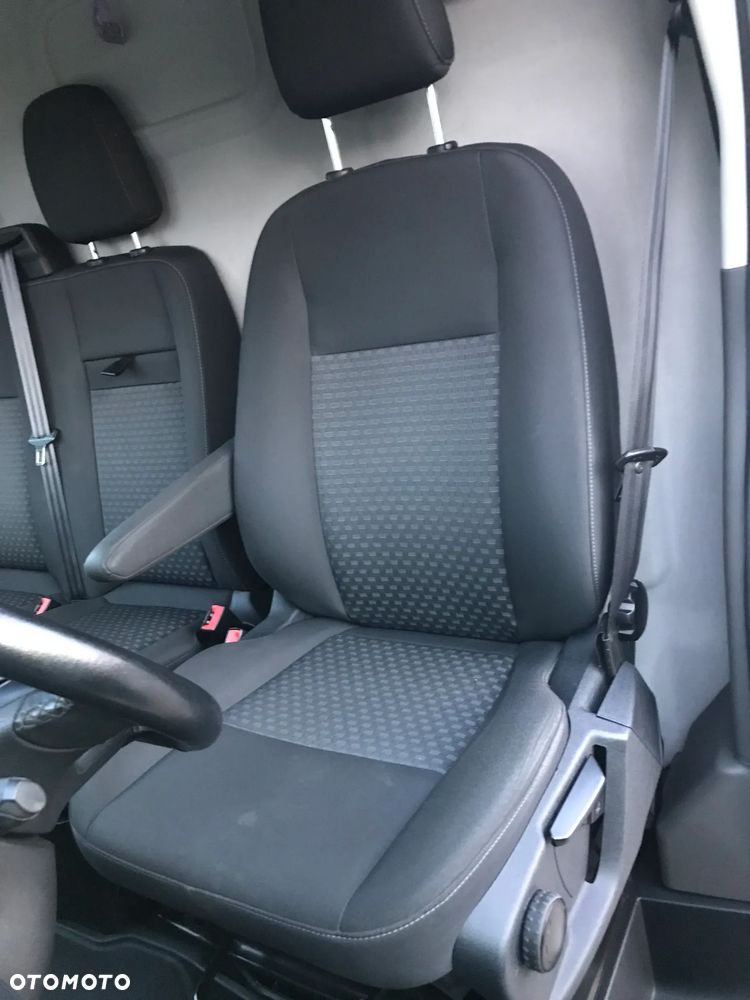 Ford TRANSIT - 21