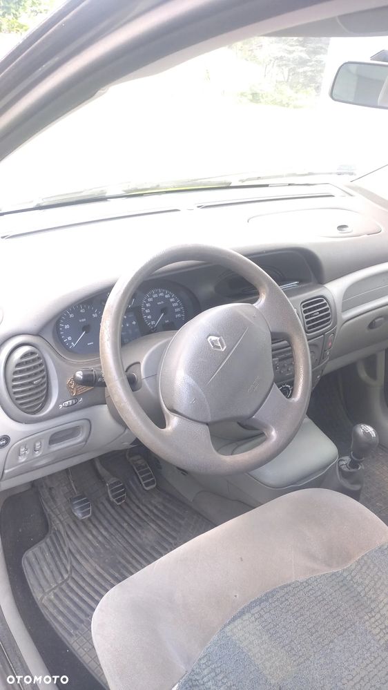 Renault Scenic - 4