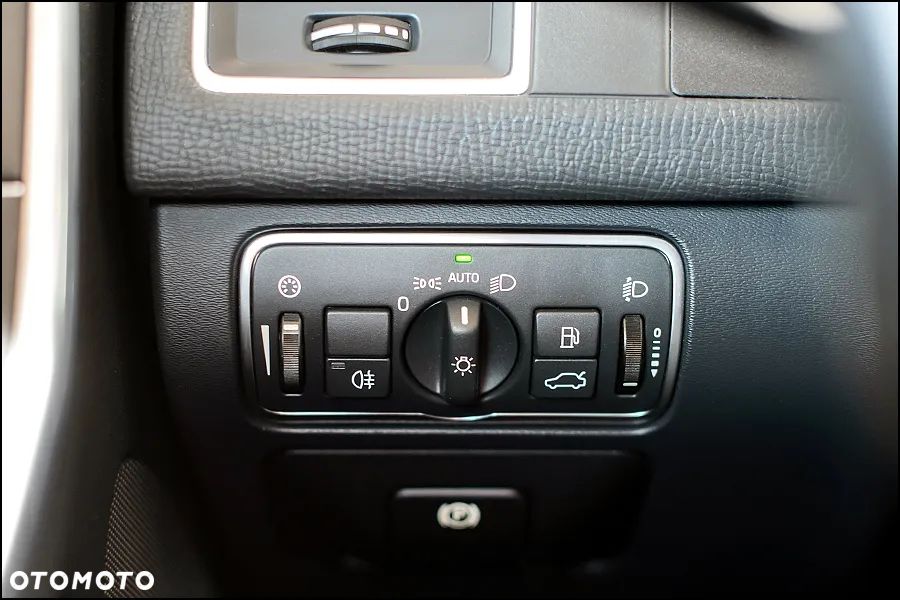 Volvo XC 60 D4 Kinetic - 27