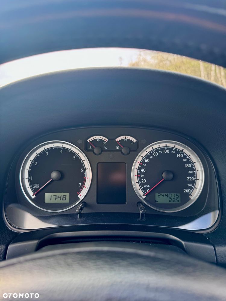 Volkswagen Golf 2.0 Highline - 16