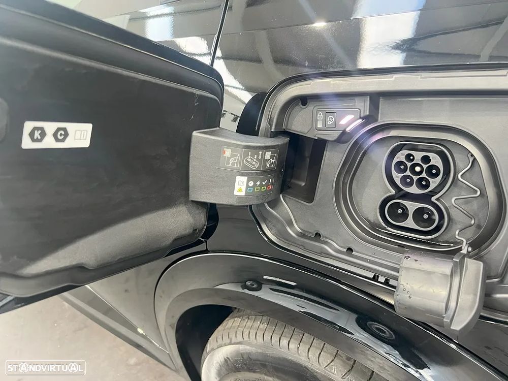 Peugeot E-3008 73 kWh GT - 18