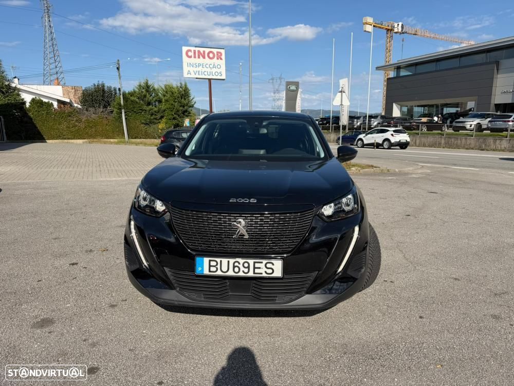Peugeot 2008 1.2 PureTech Allure - 4