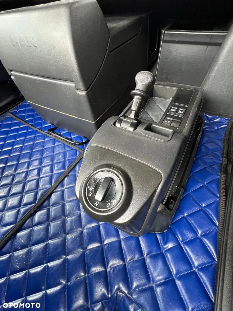 MAN TGX 18.460 XLX CIĄGNIK SIODŁOWY STANDARD - 25