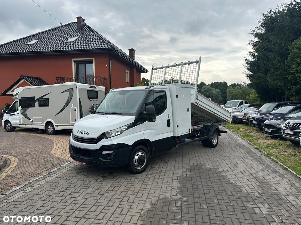 Iveco DAILY - 1