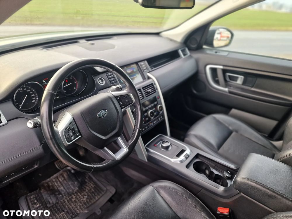 Land Rover Discovery Sport TD4 HSE Luxury - 19