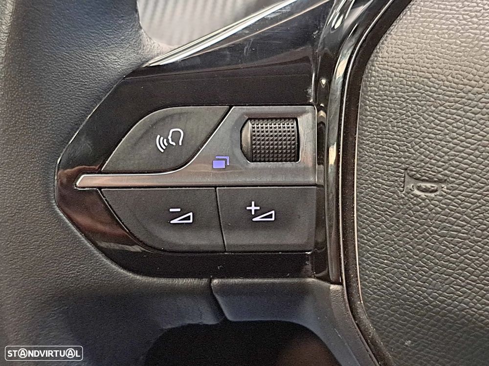 Peugeot 208 1.2 PureTech Active - 16