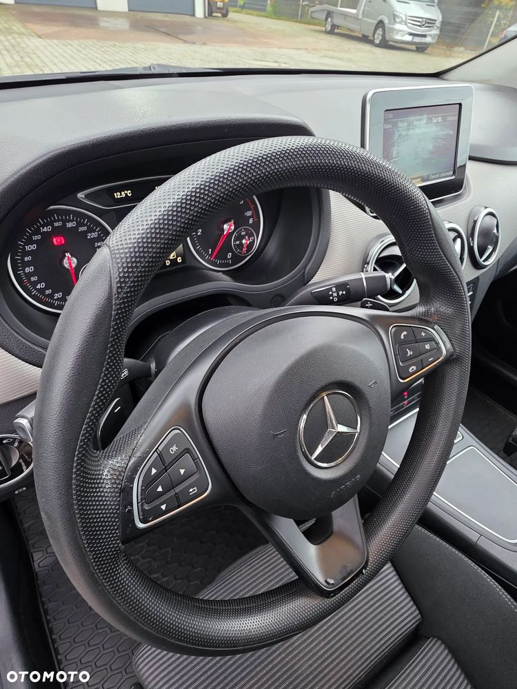 Mercedes-Benz Klasa B 160 (CDI) d 7G-DCT Urban - 16