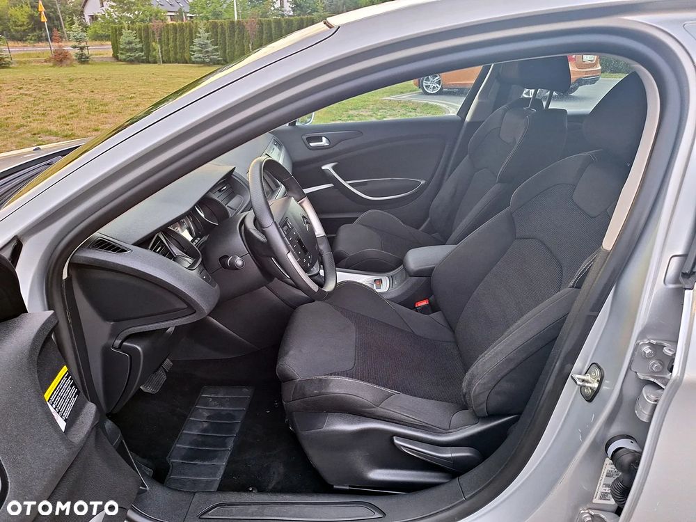 Citroën C5 2.0 16V Confort - 16