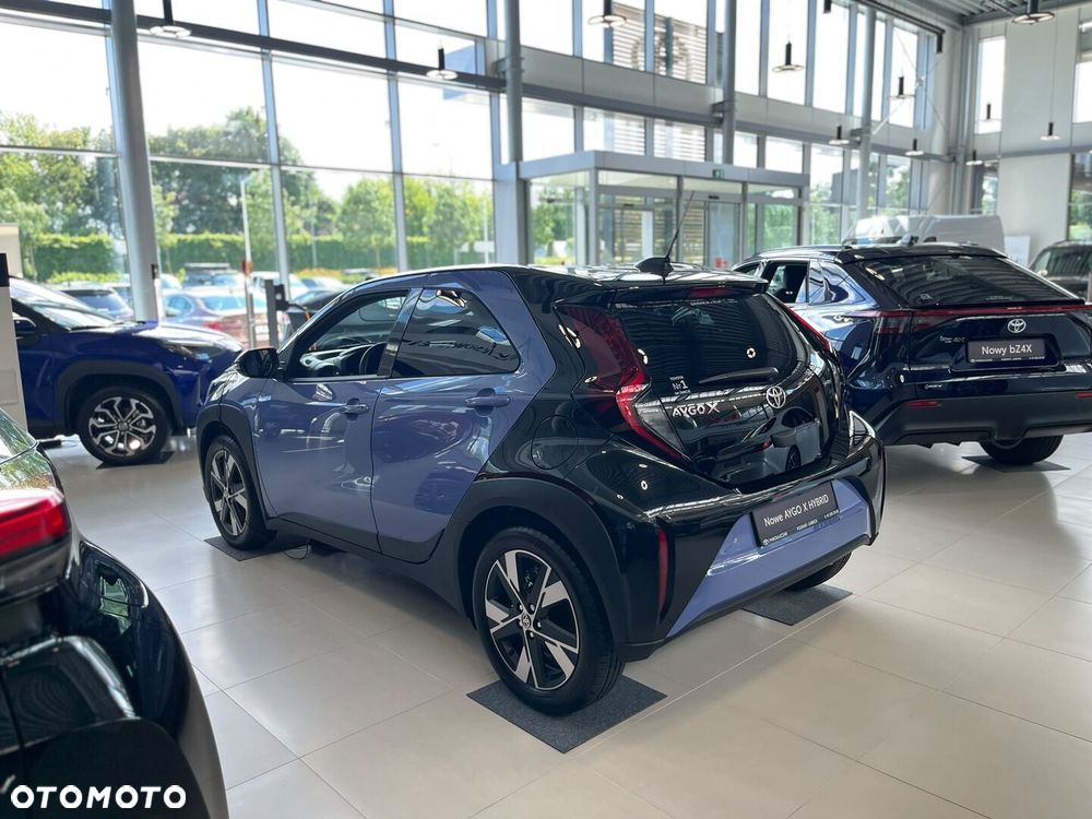 Toyota Aygo X Hybrid 1.5 Style e-CVT - 6