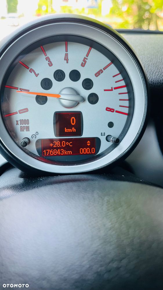 MINI Cooper Standard - 6