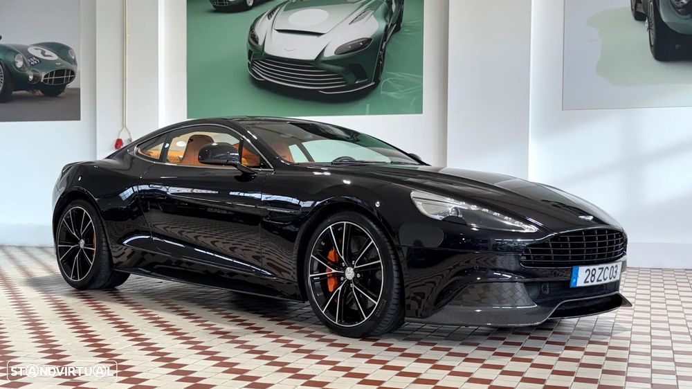 Aston Martin Vanquish Touchtronic 2 - 1