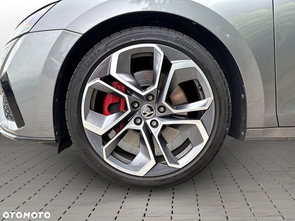 Skoda Octavia 2.0 TSI RS DSG - 10