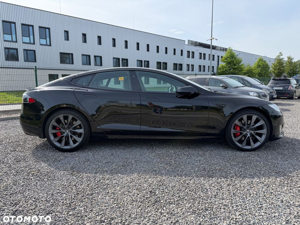 Tesla Model S Ludicrous Performance - 6