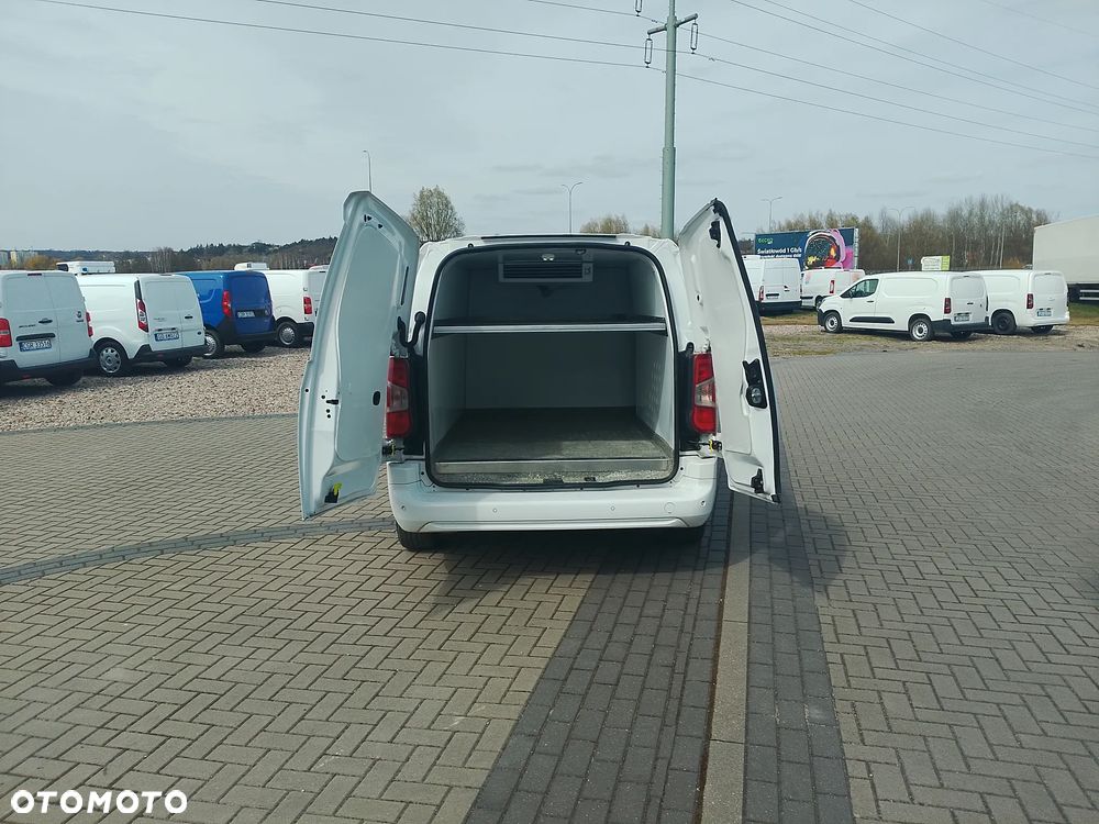 Peugeot Partner Proace Berlingo Combo Doblo L2 Izoterma Chłodnia Salon PL półka Inox 3 osoby - 15