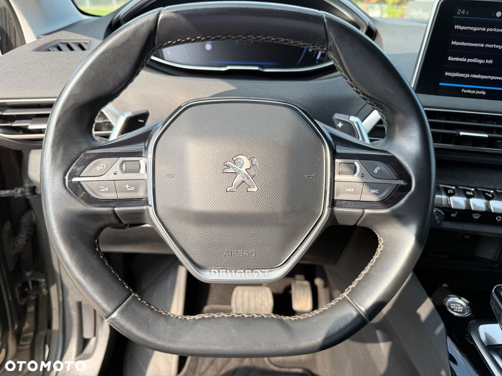 Peugeot 5008 1.5 BlueHDi Allure S&S EAT8 - 18