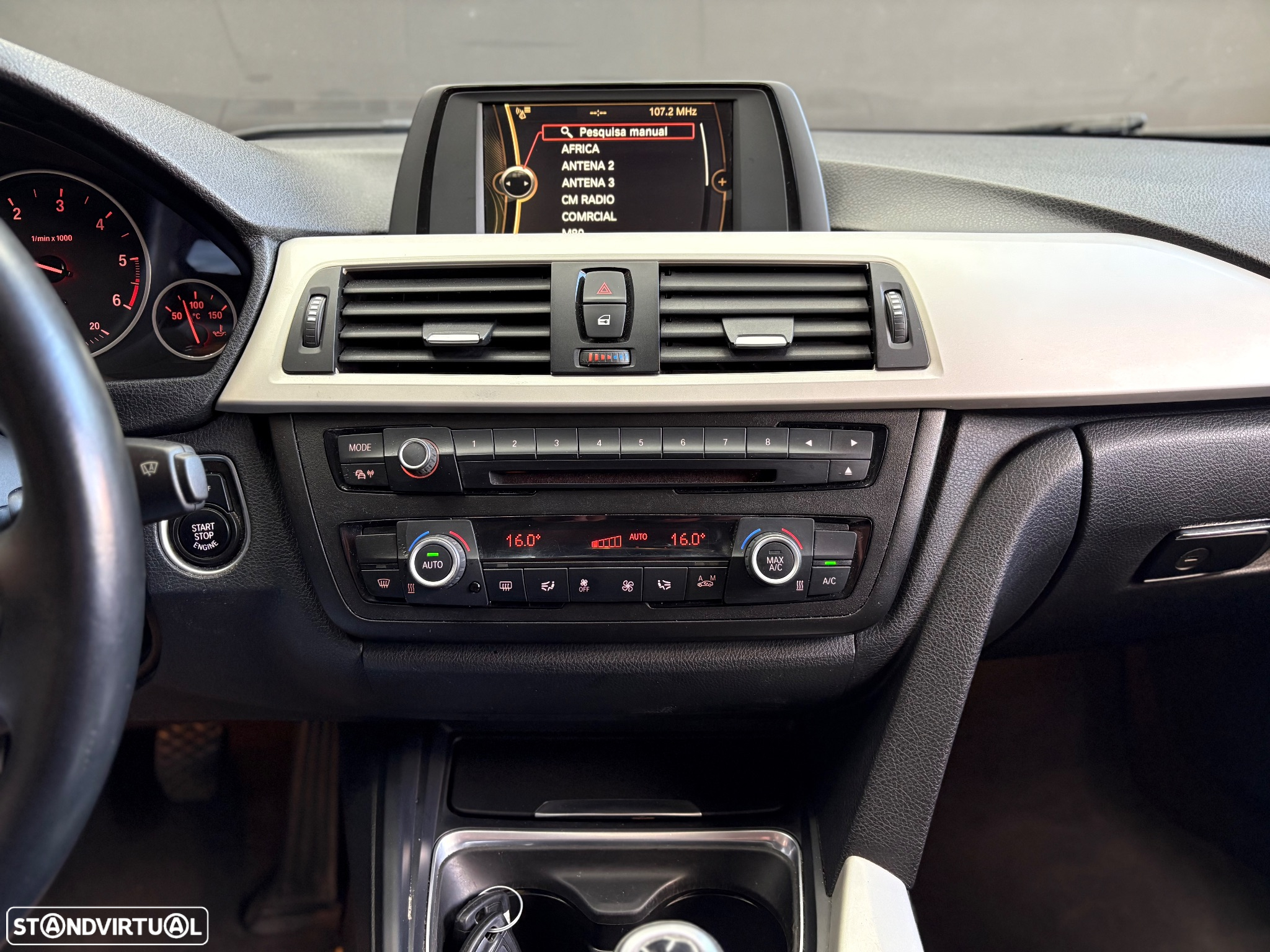BMW 318 d Line Sport - 10