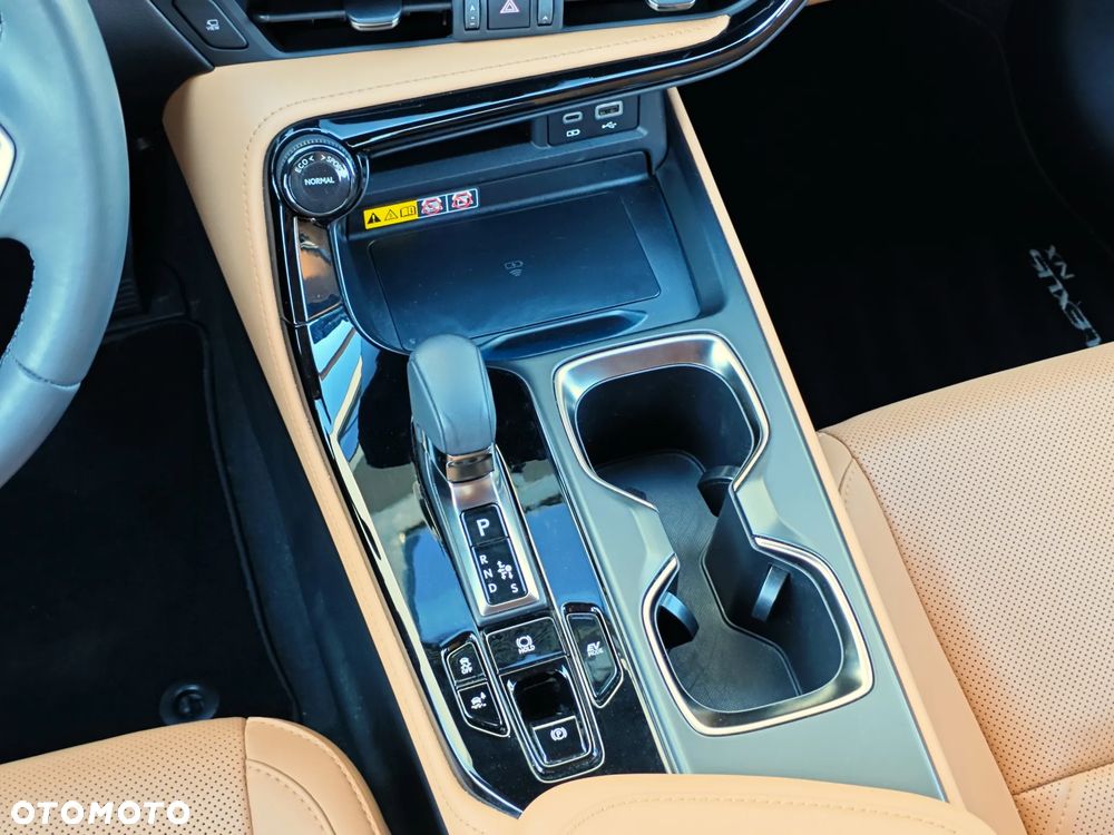 Lexus NX 350h Prestige AWD - 25