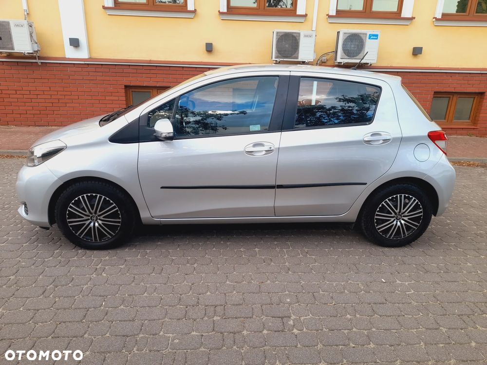 Toyota Yaris - 5