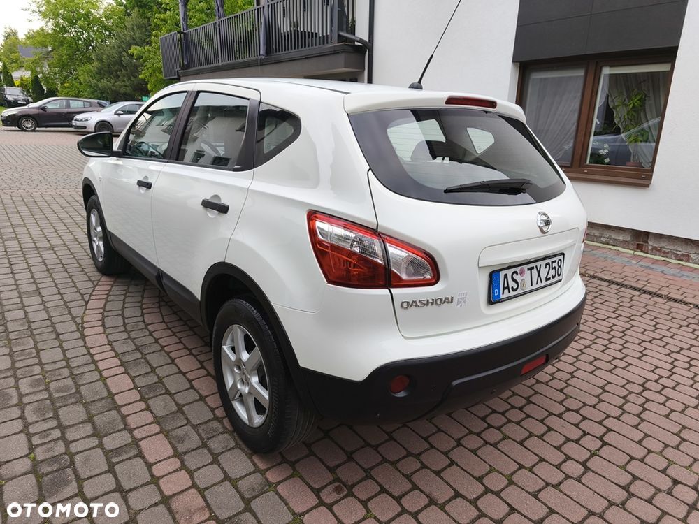 Nissan Qashqai 1.6 acenta - 12