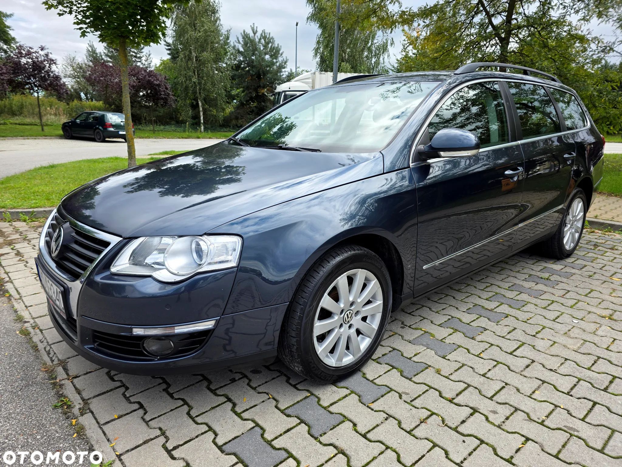 Volkswagen Passat 1.9 TDI Comfortline - 1