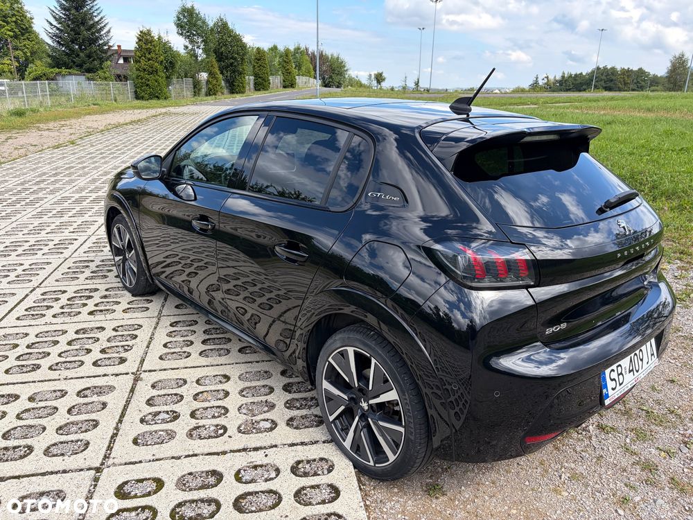 Peugeot 208 PureTech 100 EAT8 GT Pack - 11