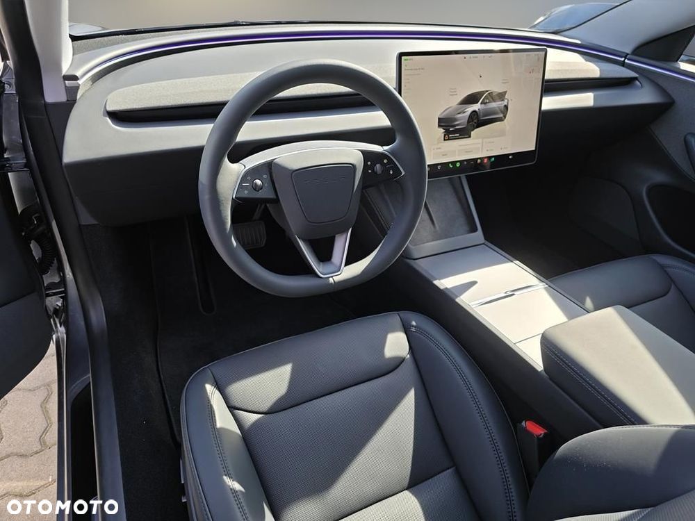 Tesla Model 3 Long Range RWD Premium - 11