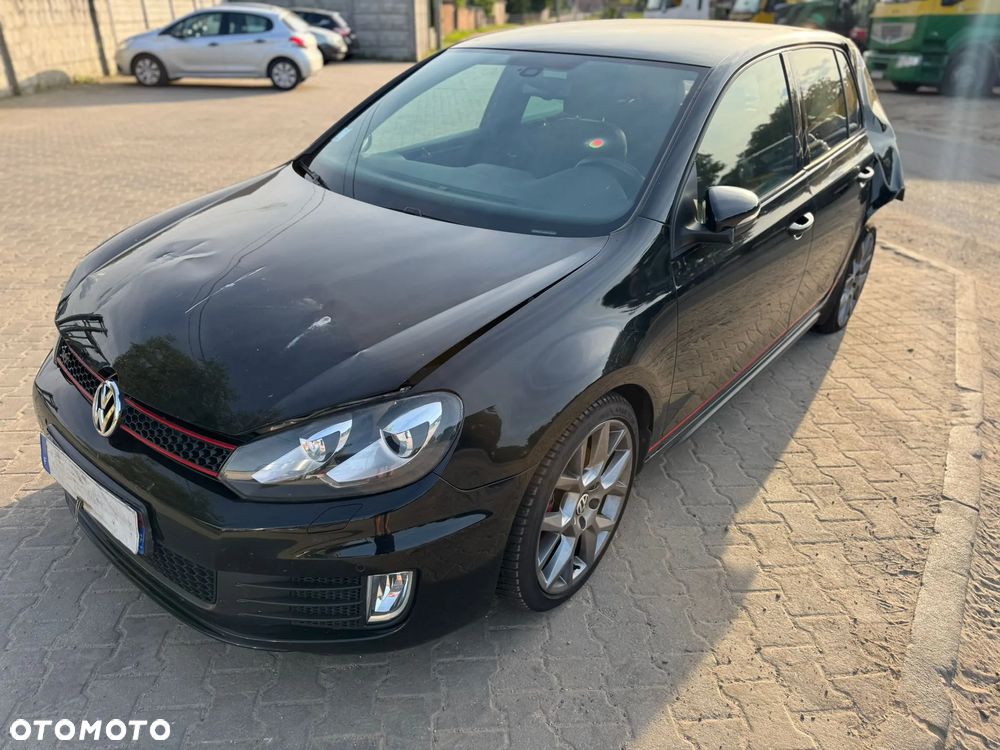 Volkswagen Golf 2.0 TSI GTI - 1