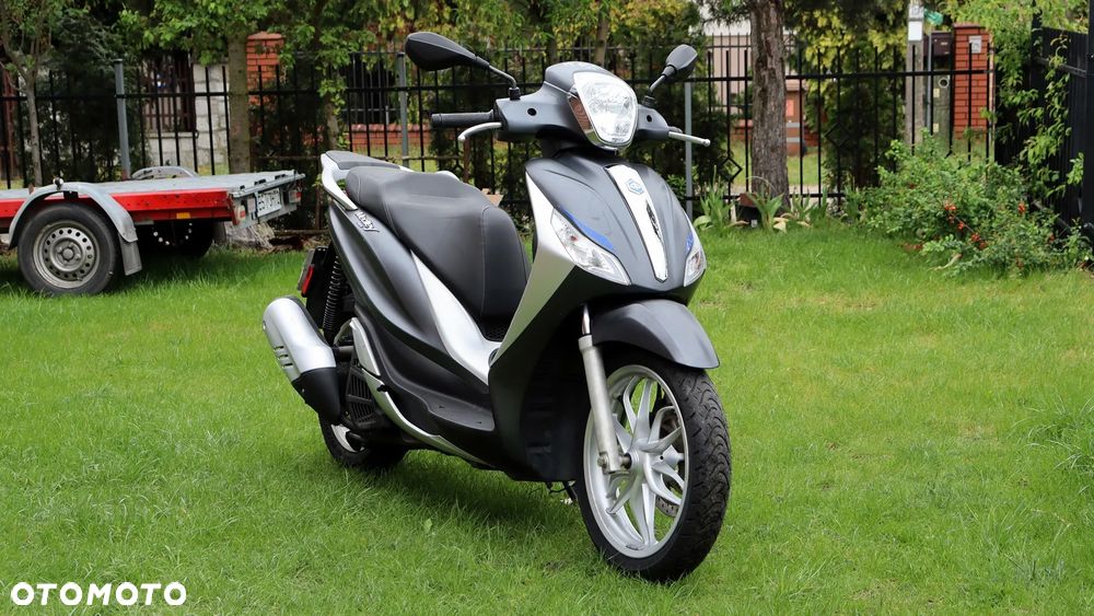Piaggio Medley - 1