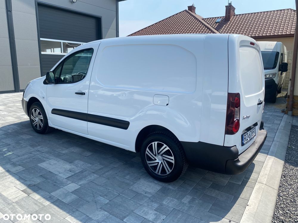 Citroën BERLINGO 1.6 HDI, MAX długi, 3-osobowy, klimatyzacja, zakupiony w salonie w Rzeszowie Bezwypadkowy serwisowany - 13