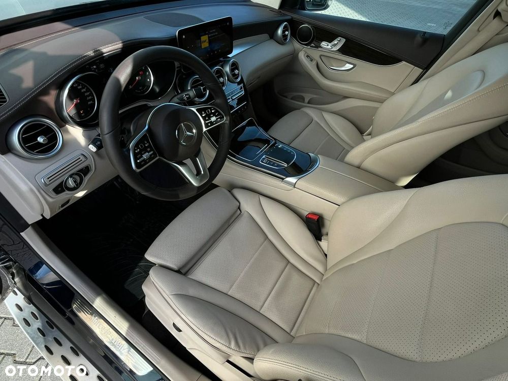 Mercedes-Benz GLC 300 e 4-Matic Business Edition - 17
