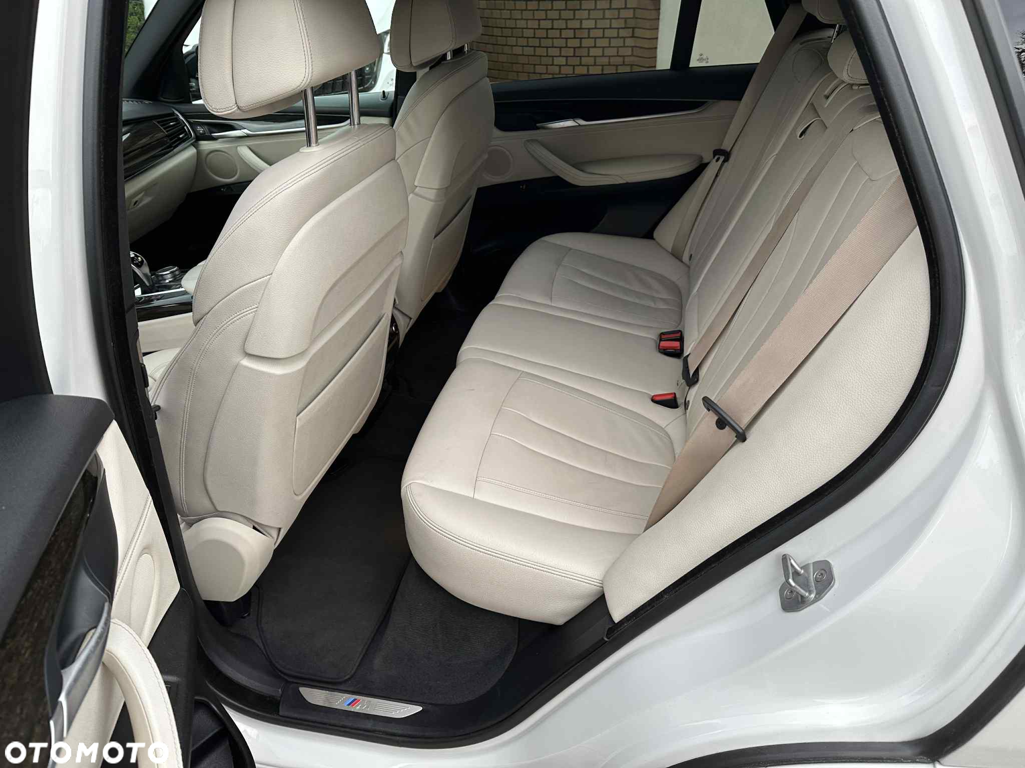 BMW X5 xDrive40d - 11