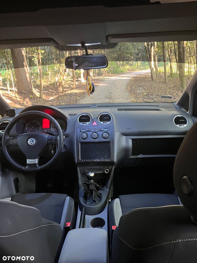 Volkswagen Caddy - 12