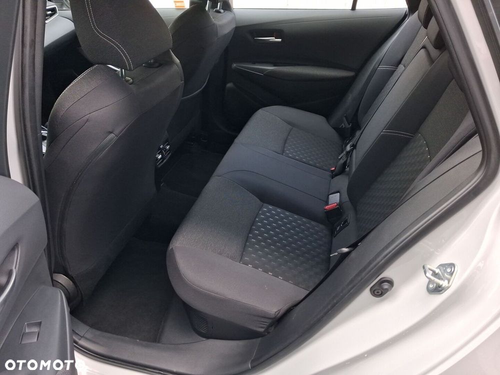 Toyota Corolla 1.8 Hybrid Comfort - 16