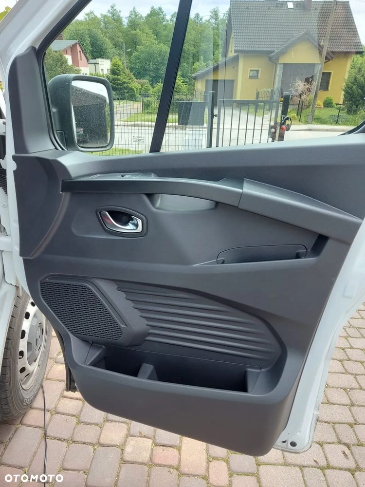 Renault Trafic - 3