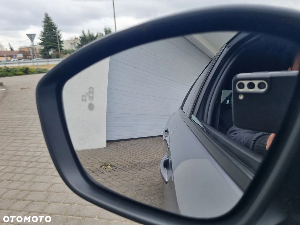 Opel Corsa 1.2 Direct Injection Turbo GS - 31