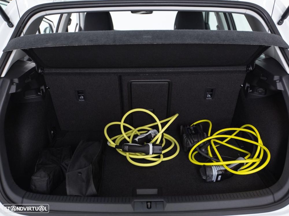 VW e-Golf AC/DC - 12
