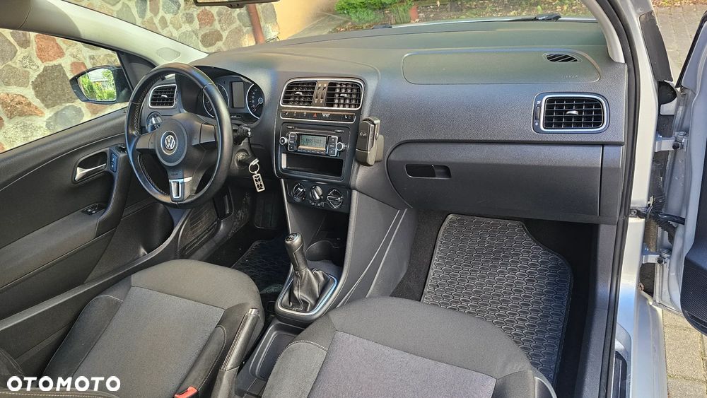 Volkswagen Polo - 22
