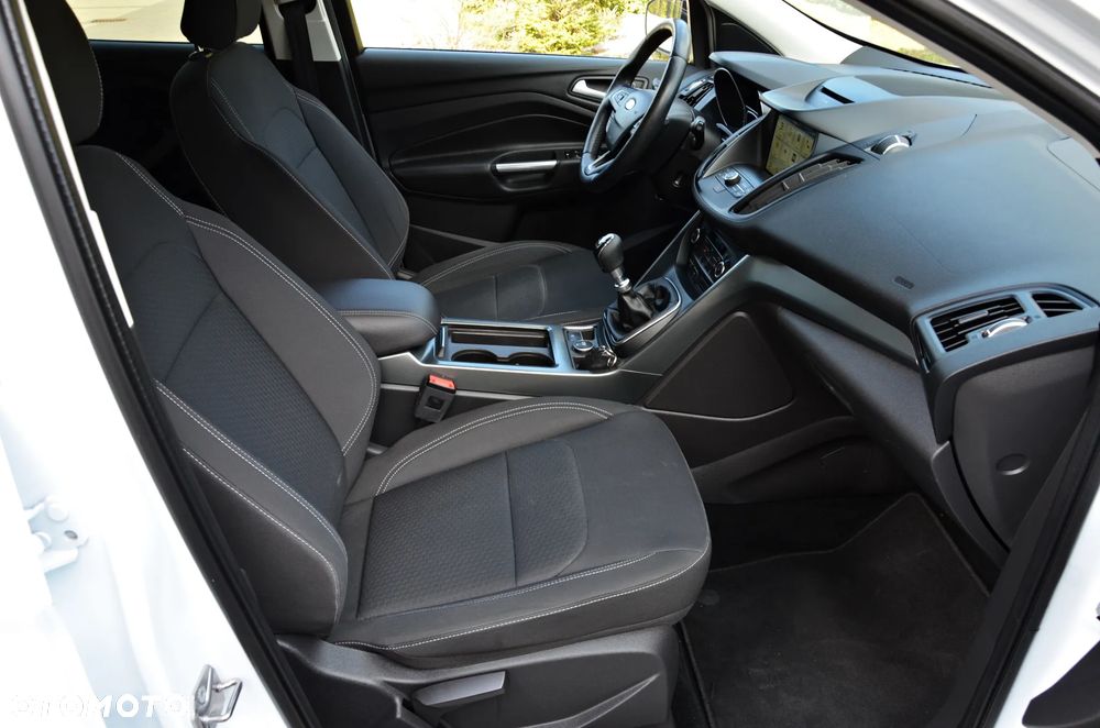 Ford Kuga 2.0 TDCi AWD Titanium - 6