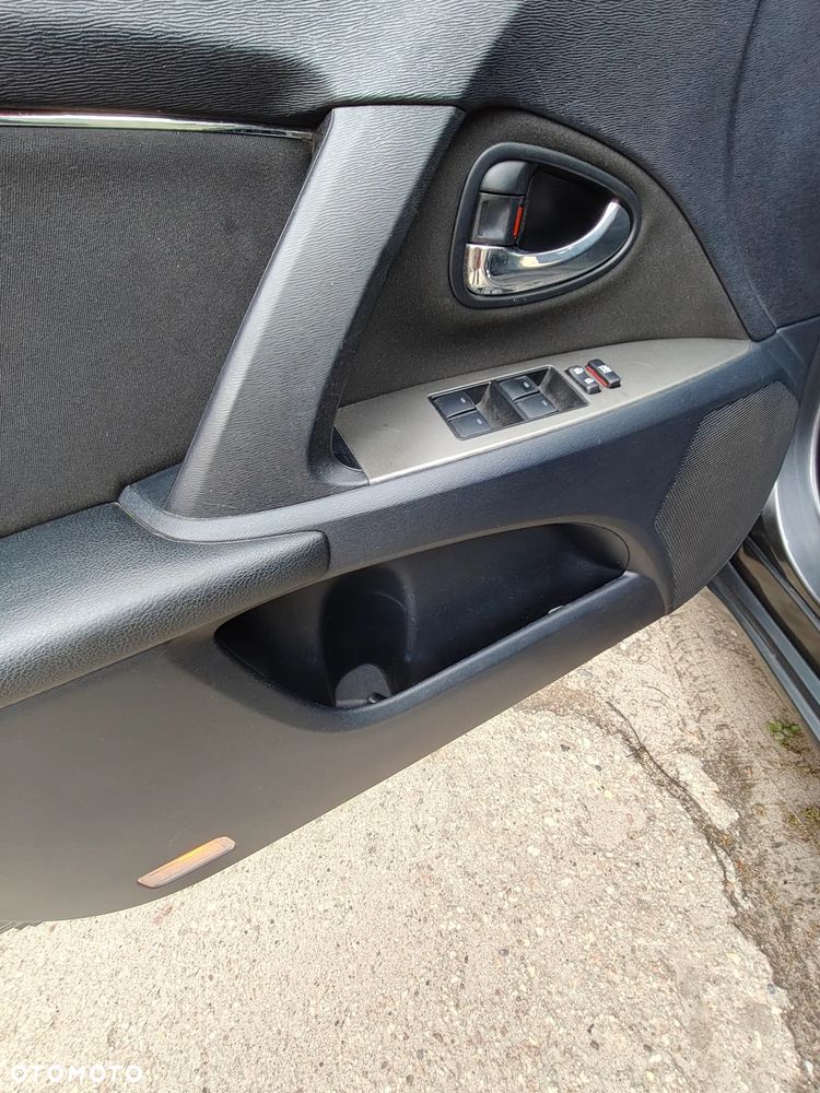 Toyota Avensis 2.0 Sol plus - 21