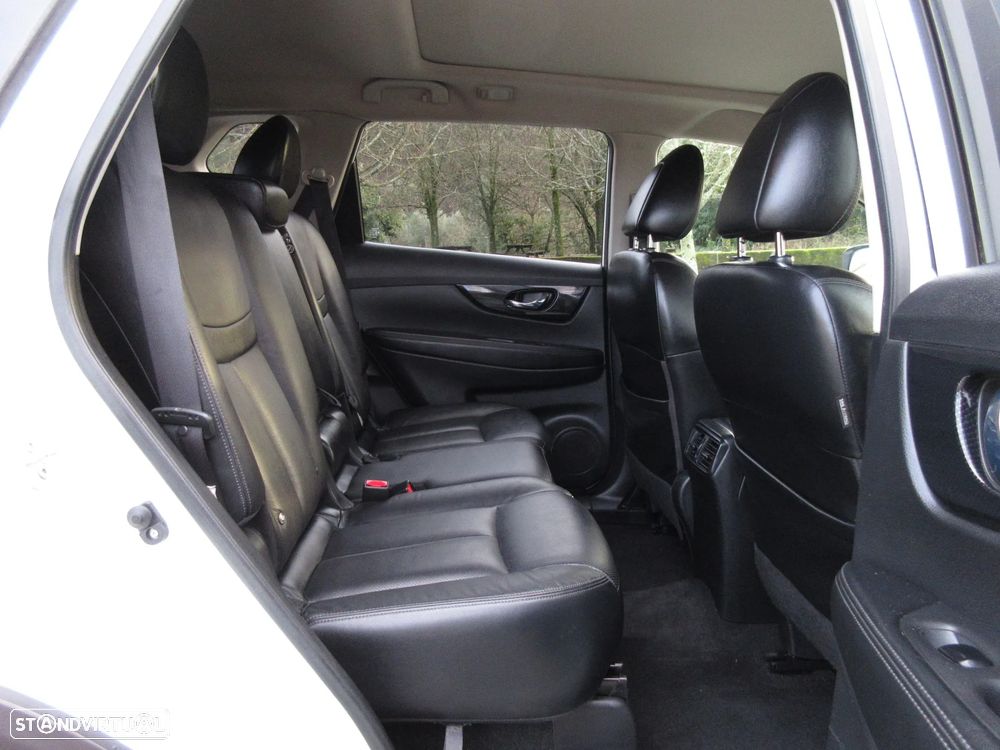 Nissan X-Trail 1.6 dCi Tekna Xtronic - 36