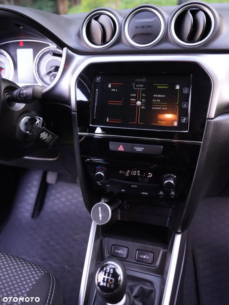 Suzuki Vitara 1.4 Boosterjet SHVS Premium 2WD - 22