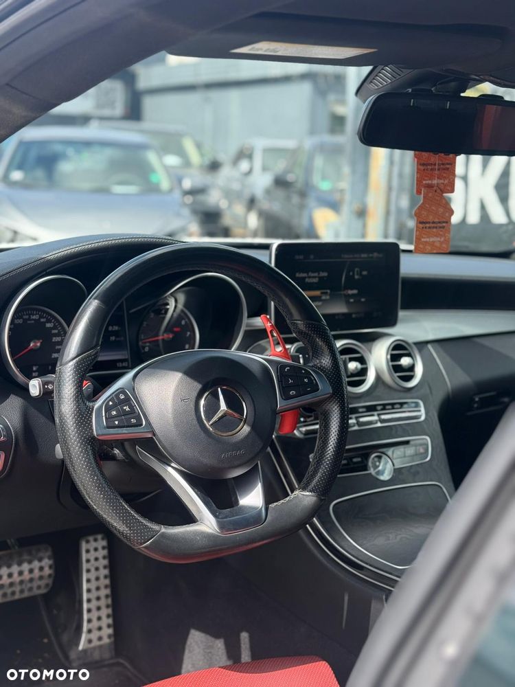 Mercedes-Benz Klasa C 300 9G-TRONIC AMG Line - 10