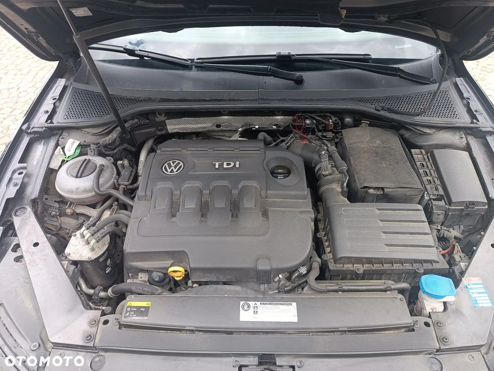 Volkswagen Passat Variant 1.6 TDI (BlueMotion Technology) Trendline - 8