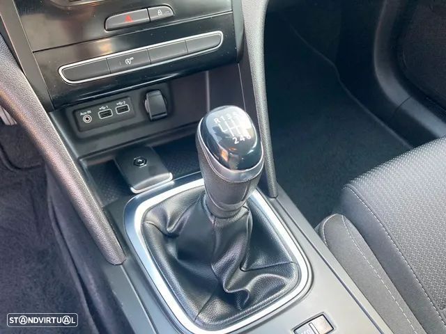 Renault Mégane Sport Tourer 1.5 Blue dCi Limited - 26