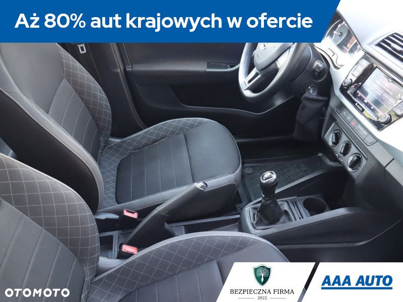 Skoda Fabia - 10