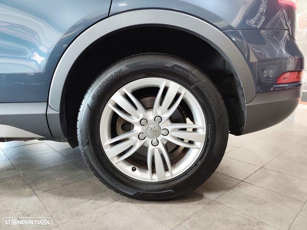 Audi Q3 2.0 TDI quattro Design S tronic — fotografia 9